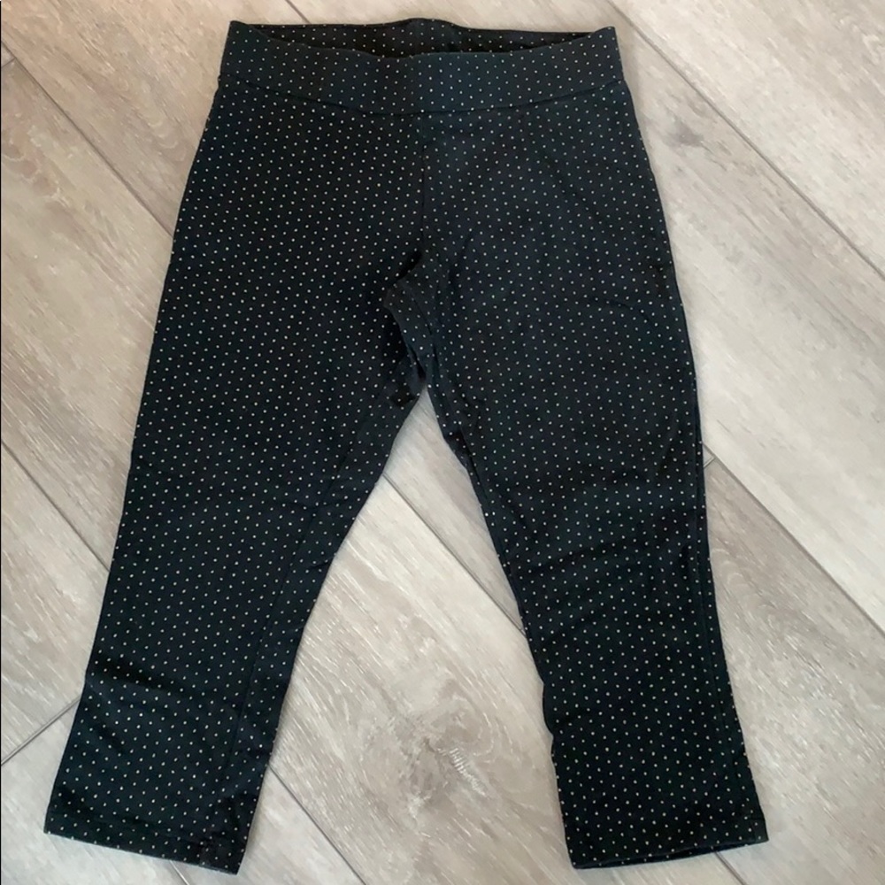 EXPRESS black with gold polka dot Capri leggings